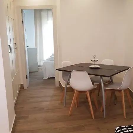 Daire Vista Sullo Stretto *